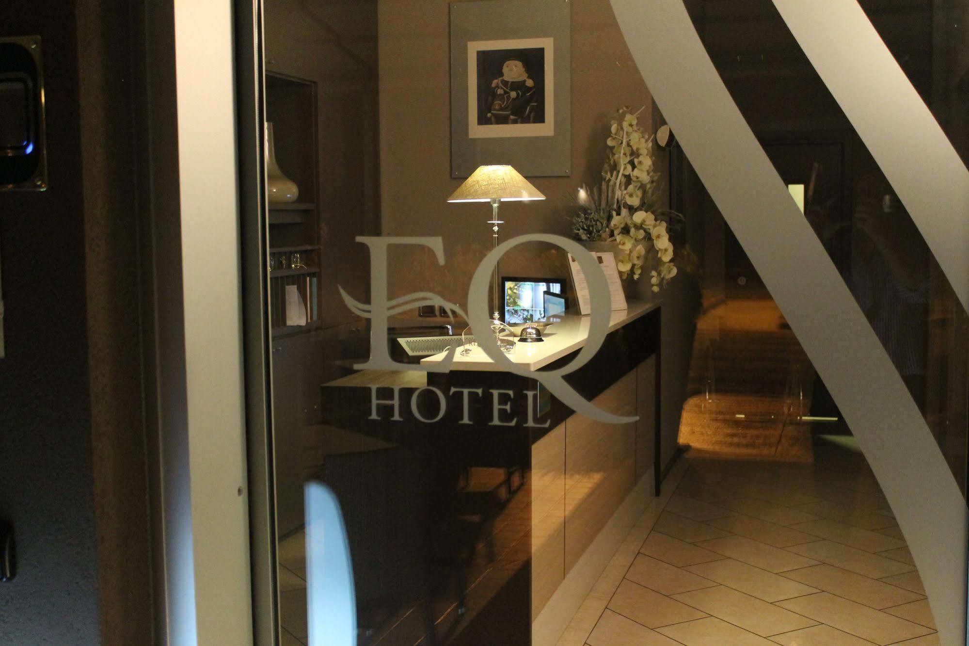 Eq Hotel Travagliato Kültér fotó